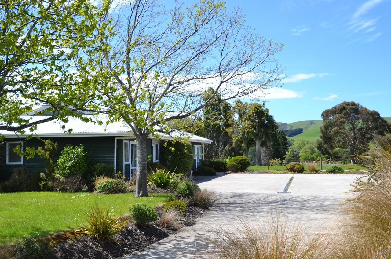 Catlins Gateway Motels Owaka Exterior photo